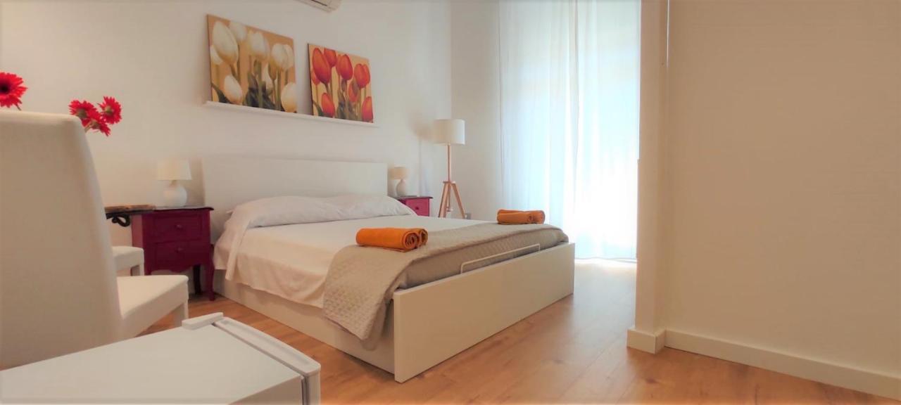 Living Cagliari Bed and Breakfast Buitenkant foto