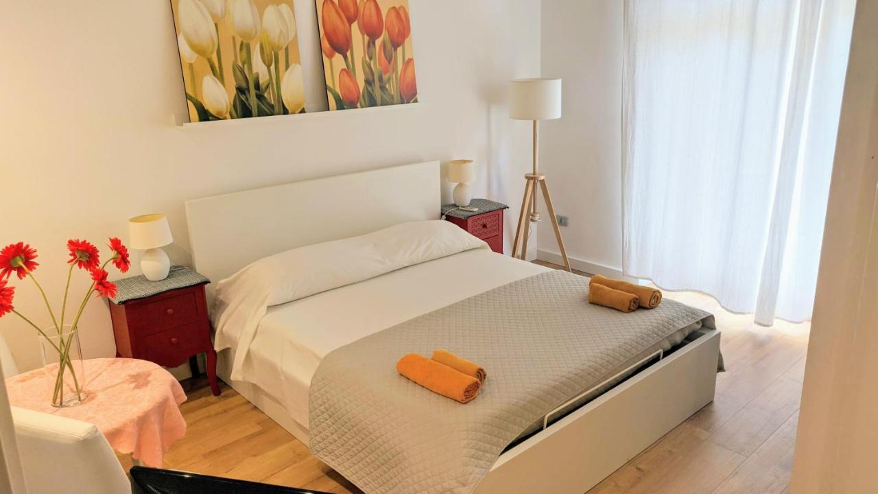 Living Cagliari Bed and Breakfast Buitenkant foto