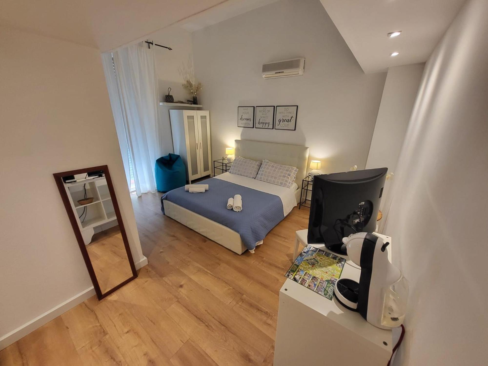 Living Cagliari Bed and Breakfast Buitenkant foto