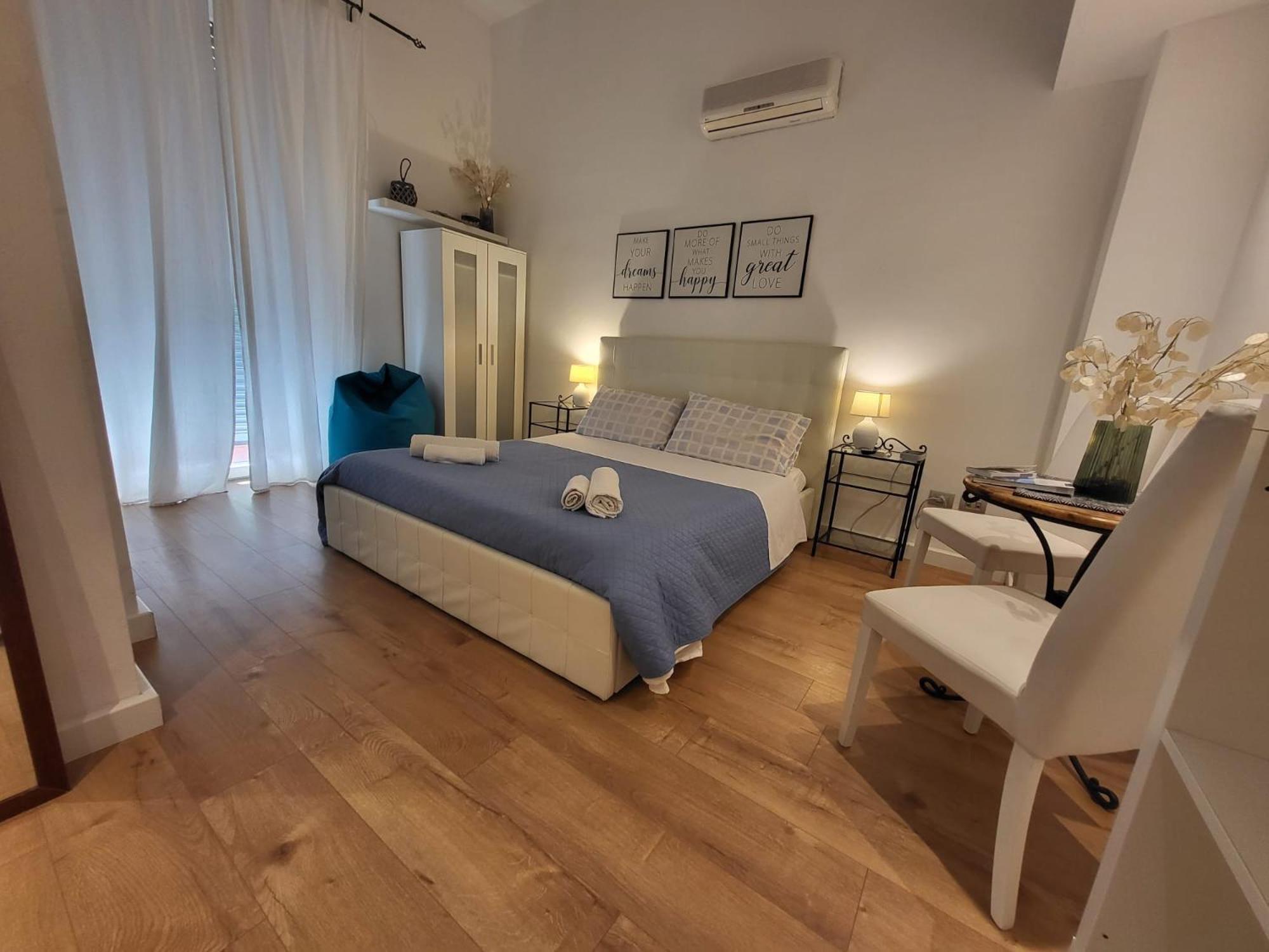 Living Cagliari Bed and Breakfast Buitenkant foto